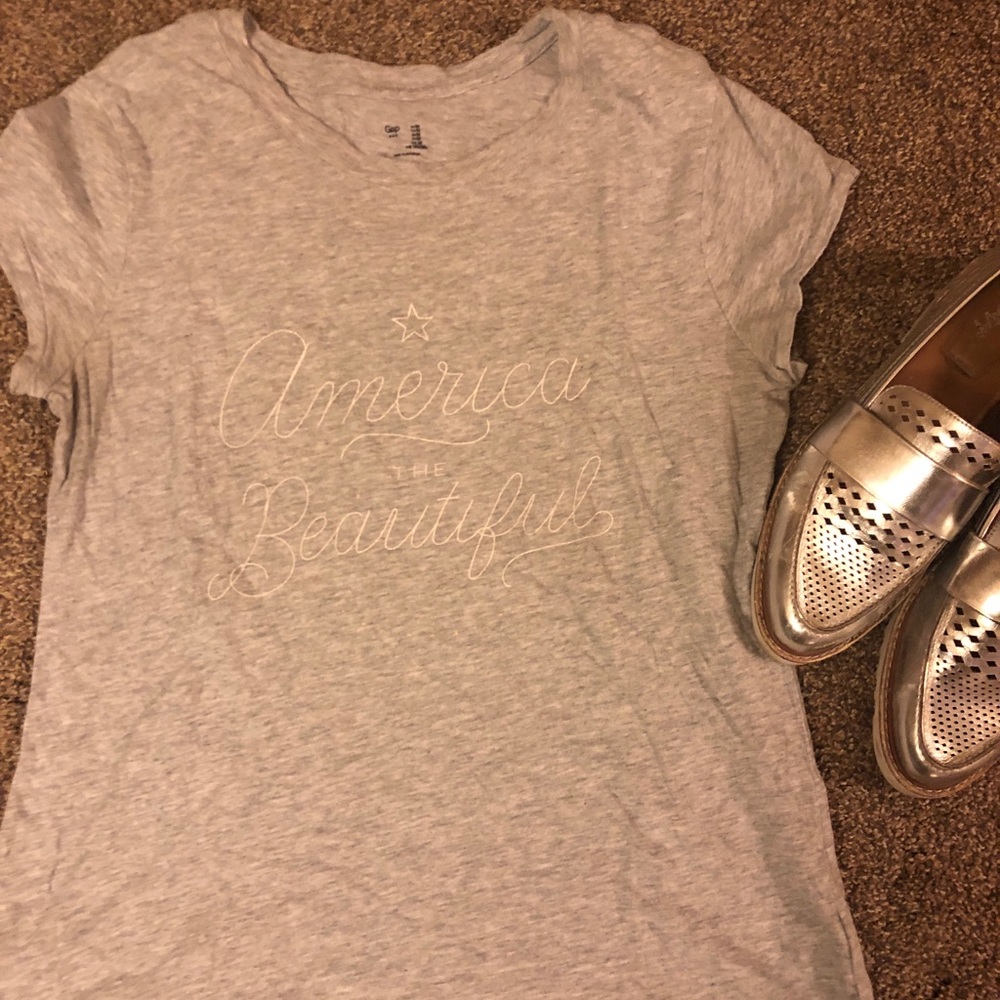 Gap Graphic Tee “America the Beautiful”
